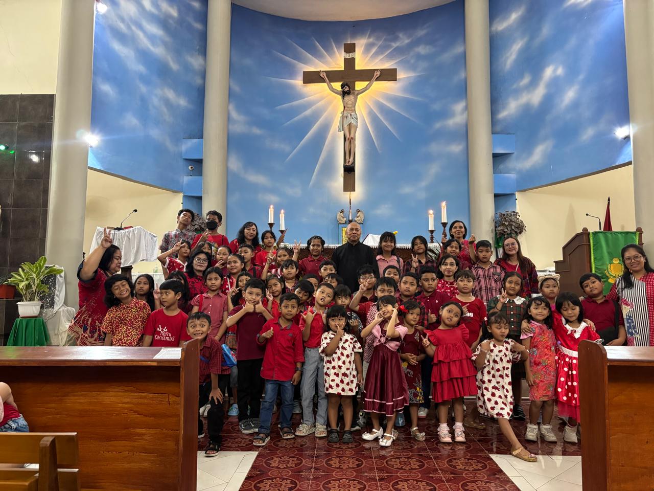 PIA/PIR Tugas Koor di Gereja Ignatius Temanggal